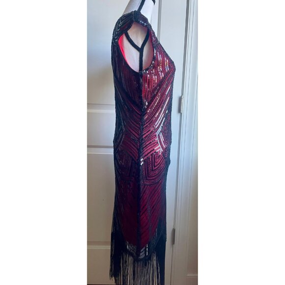 Fundaisy 1920s Flapper Sequin Dress with Fringe - Picture 3 of 10